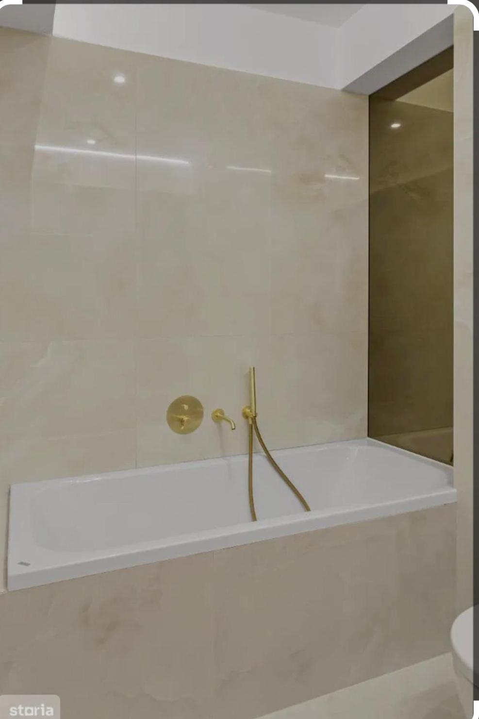 Luxury Wellness&Spa Bukarest Eksteriør billede