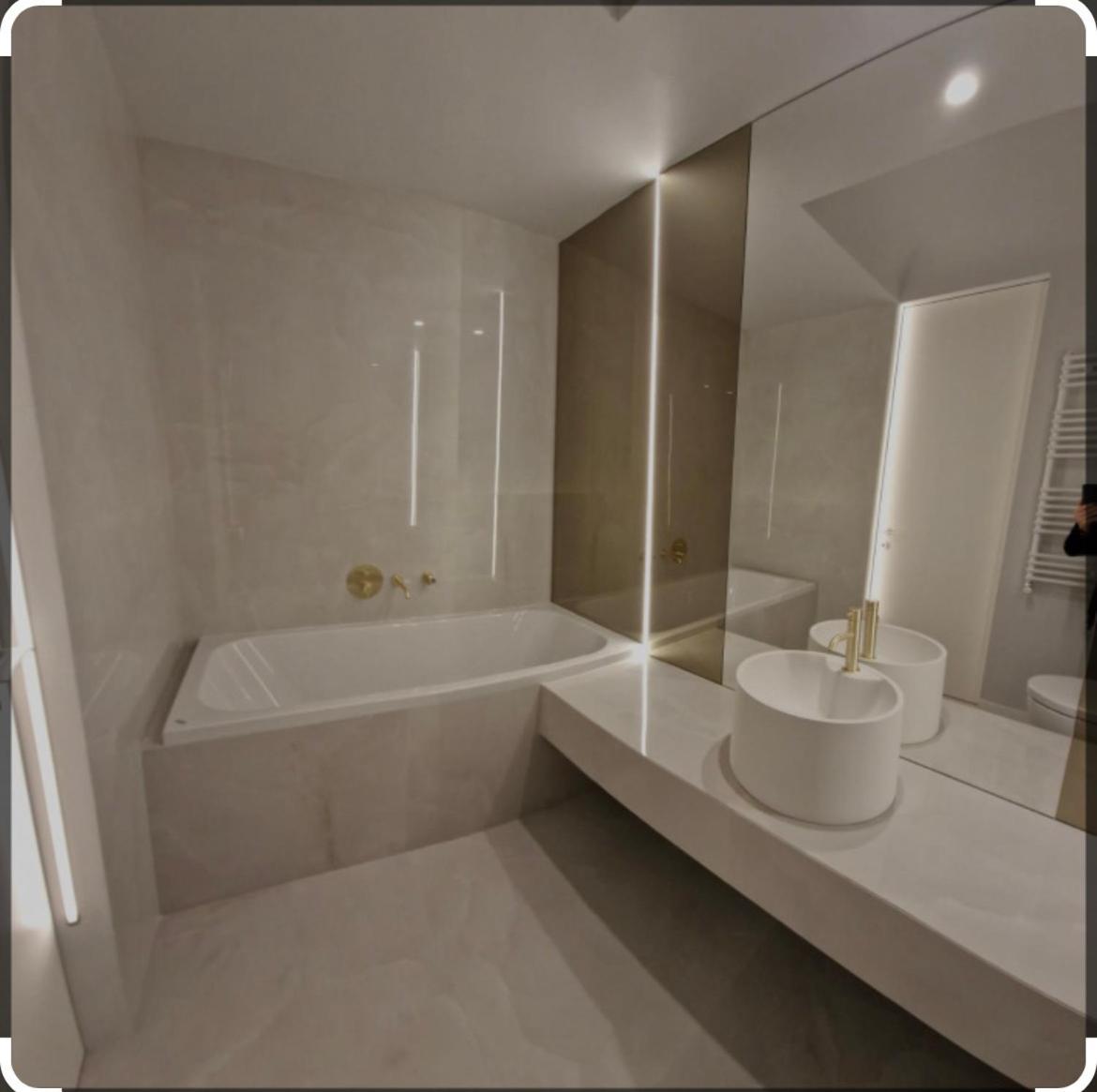 Luxury Wellness&Spa Bukarest Eksteriør billede